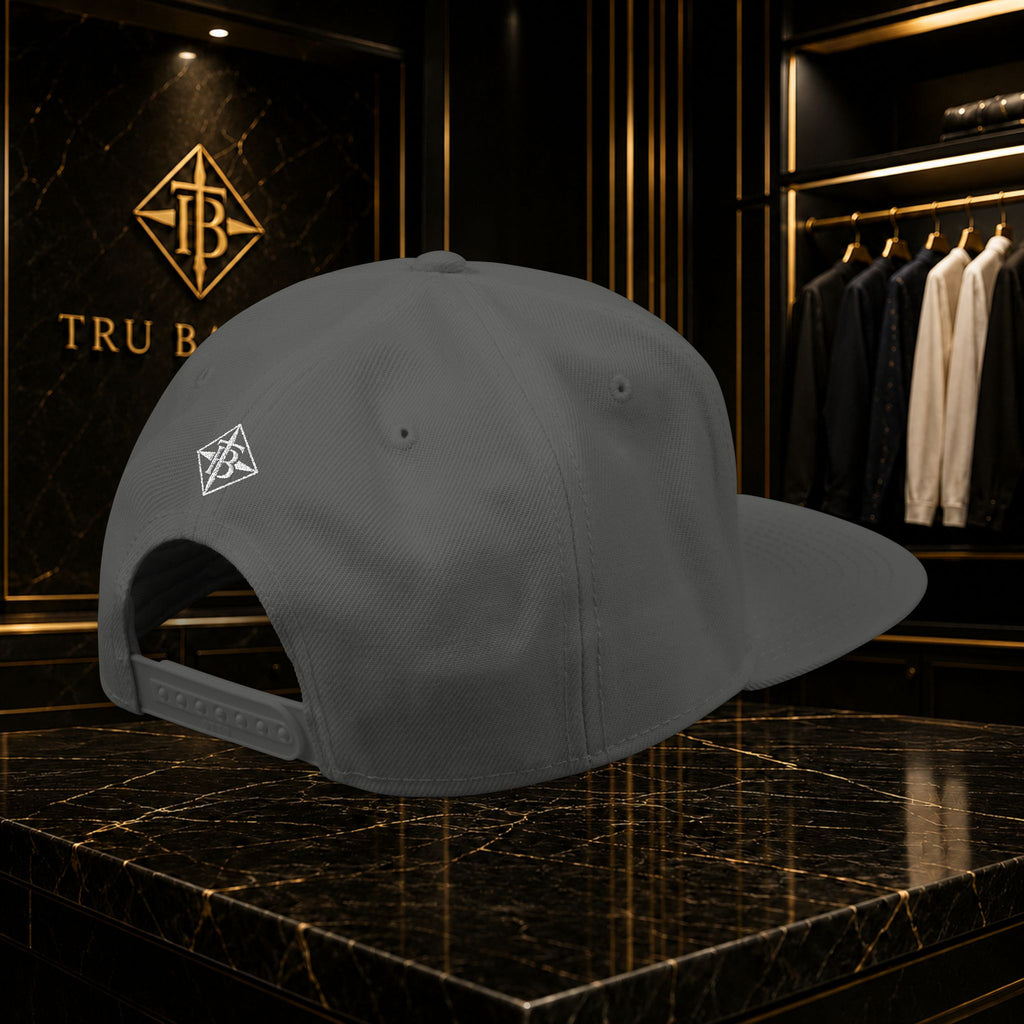 White Embroidered Snapback Cap — Minimal Geometric Logo, Adjustable Flat Brim