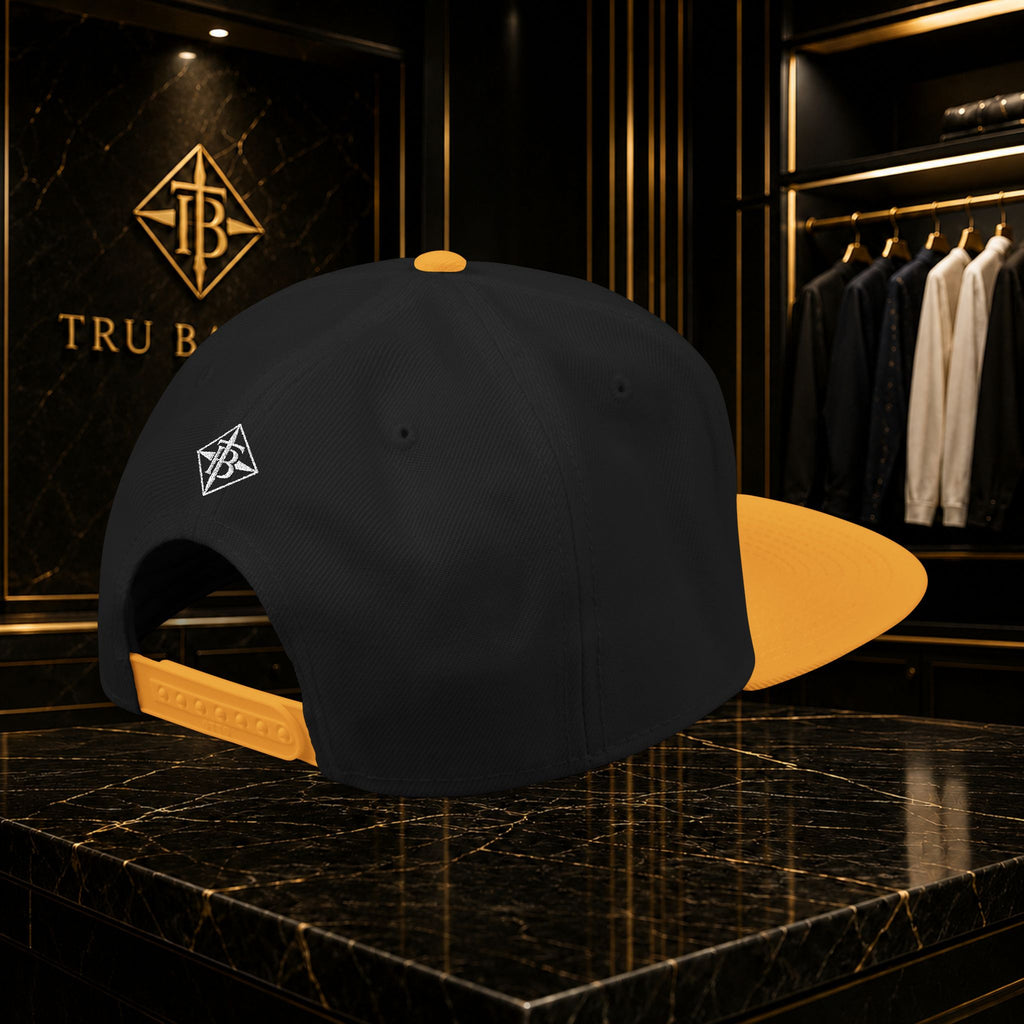 White Embroidered Snapback Cap — Minimal Geometric Logo, Adjustable Flat Brim