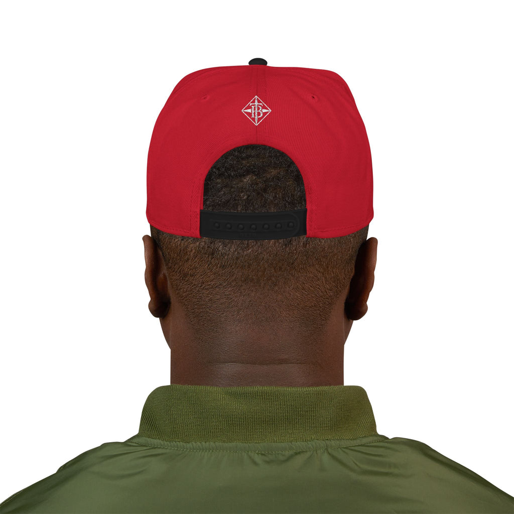 White Embroidered Snapback Cap — Minimal Geometric Logo, Adjustable Flat Brim
