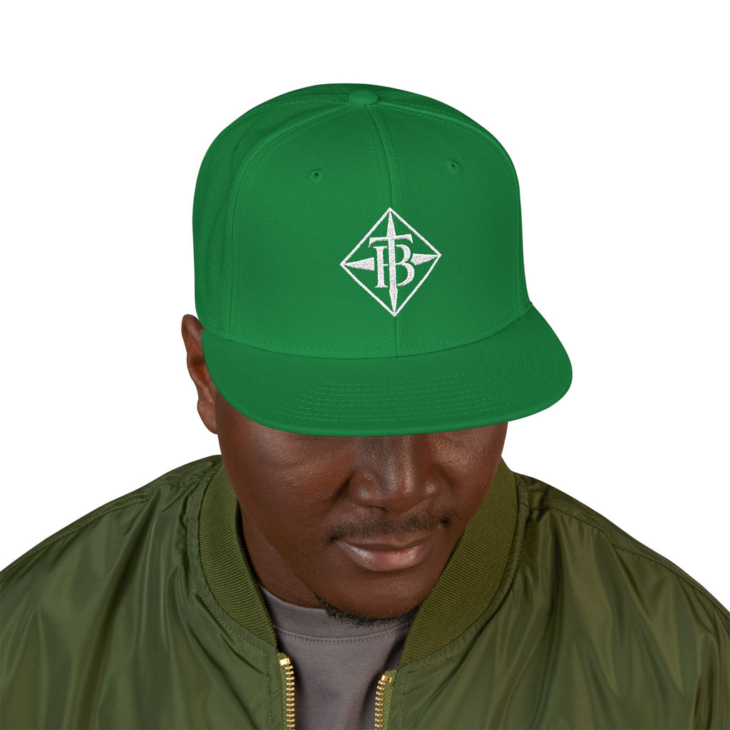 White Embroidered Snapback Cap — Minimal Geometric Logo, Adjustable Flat Brim