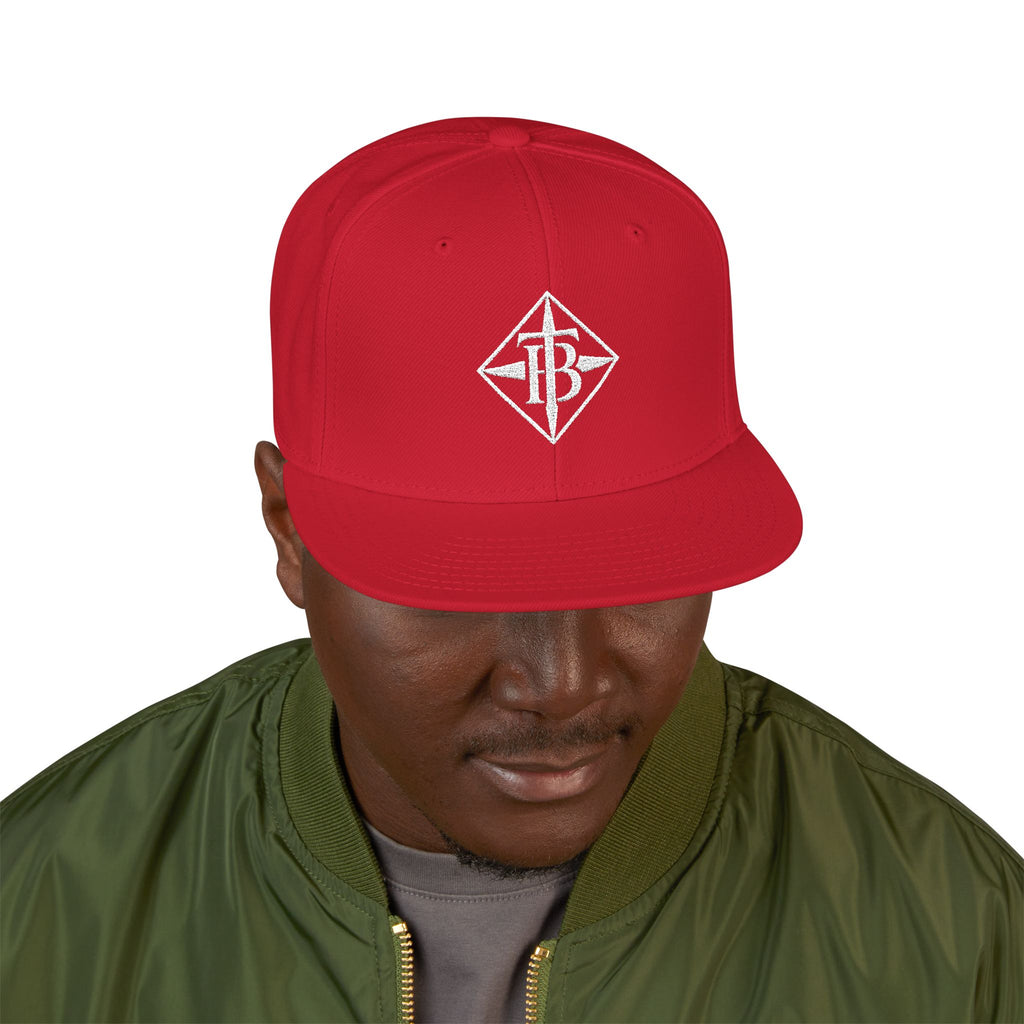 White Embroidered Snapback Cap — Minimal Geometric Logo, Adjustable Flat Brim